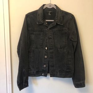 Forever21 black denim jacket with black mirror buttons
